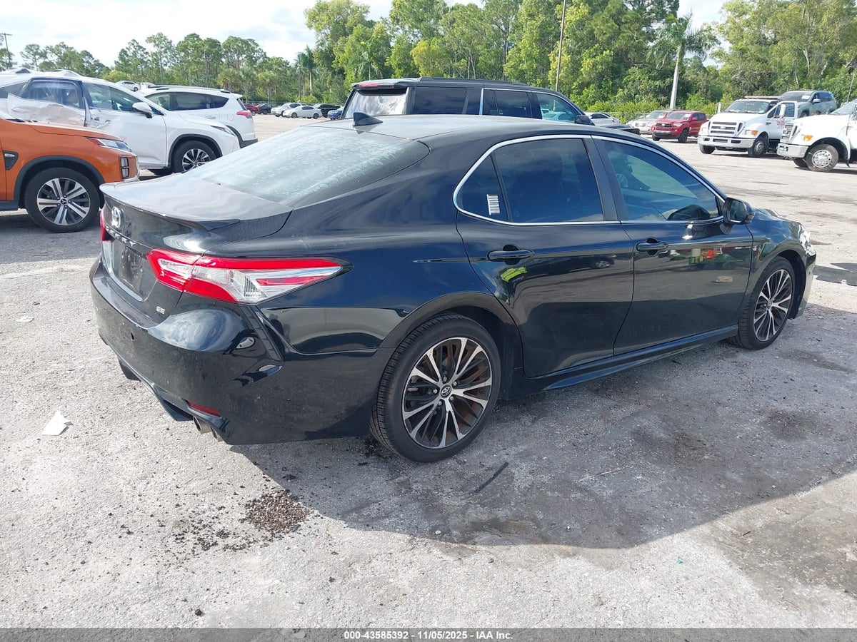 2019 TOYOTA CAMRY SE — снимка 4