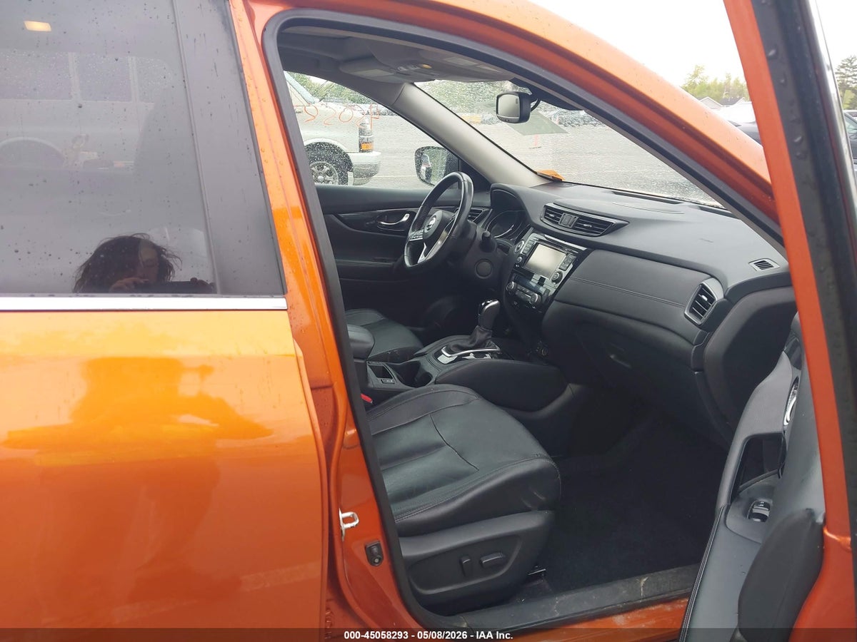 2017 NISSAN ROGUE S/SL/SV — снимка 5