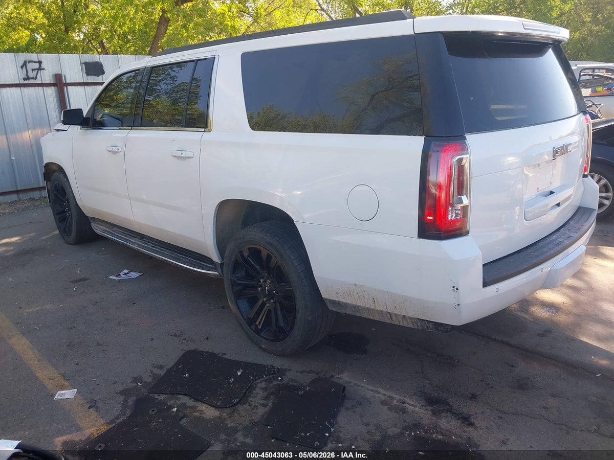 2017 GMC YUKON XL SLT — снимка 3