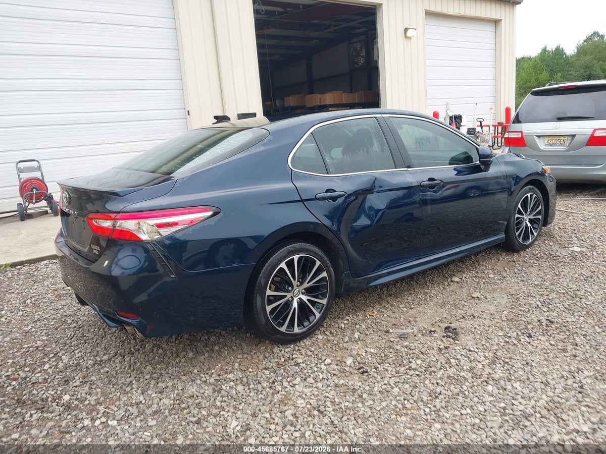 2018 TOYOTA CAMRY SE — снимка 4