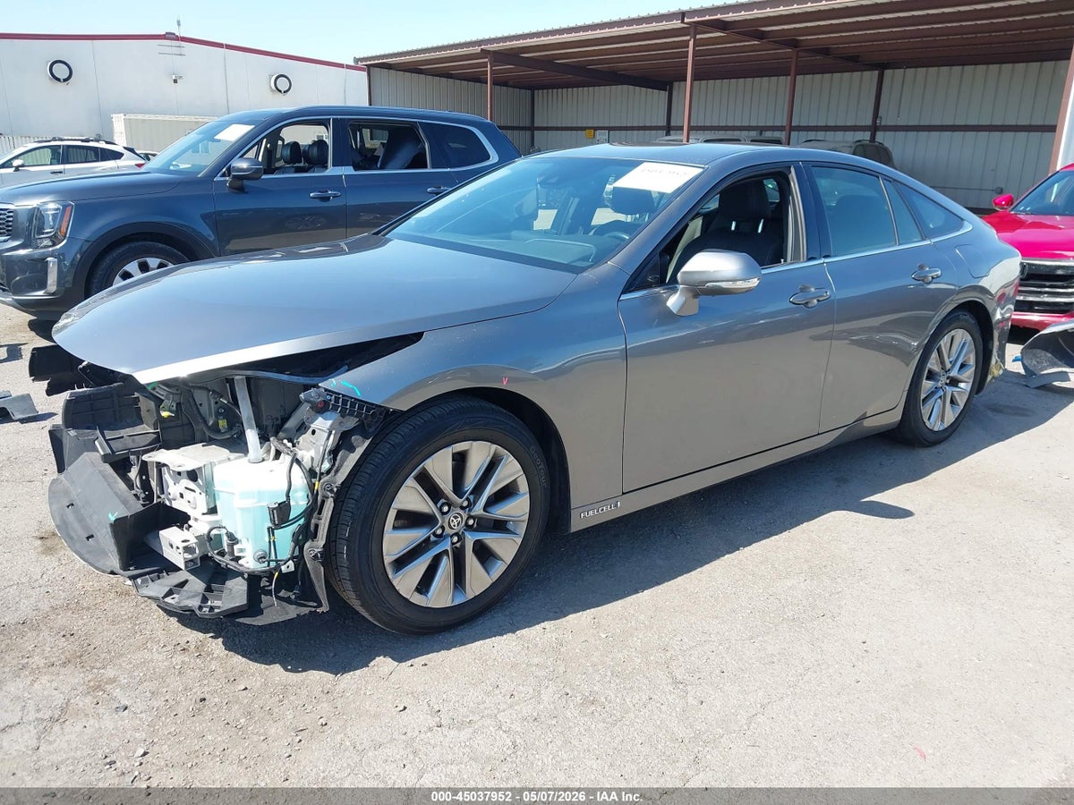 2022 TOYOTA MIRAI XLE — снимка 2