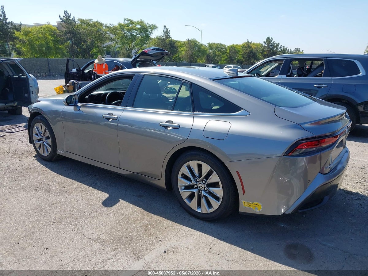 2022 TOYOTA MIRAI XLE — снимка 3