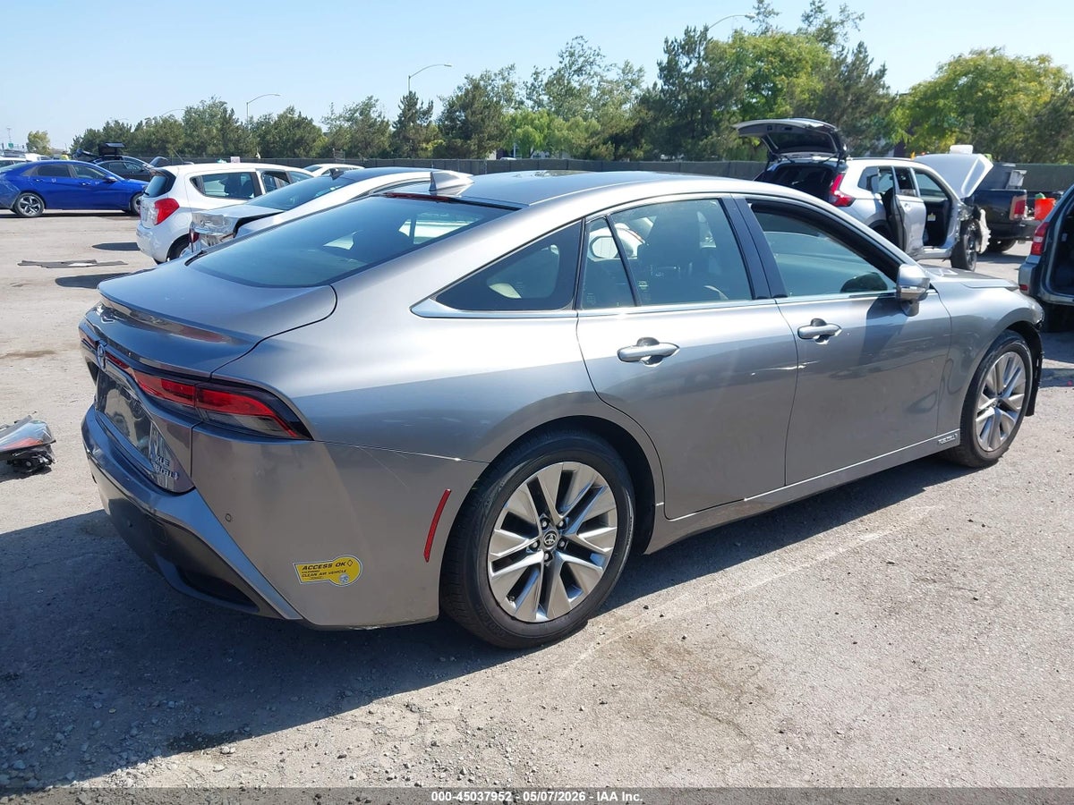 2022 TOYOTA MIRAI XLE — снимка 4