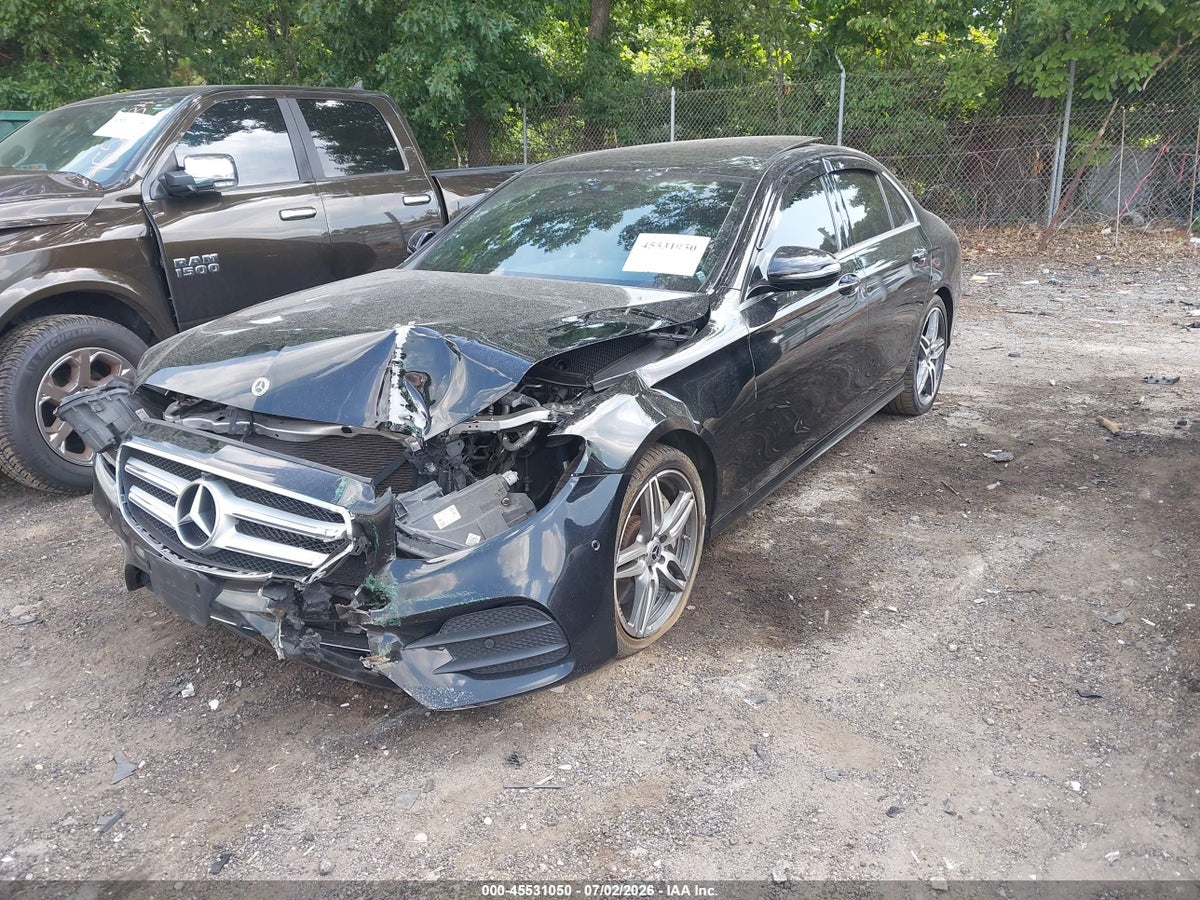 2019 MERCEDES-BENZ E 300 4MATIC — снимка 2