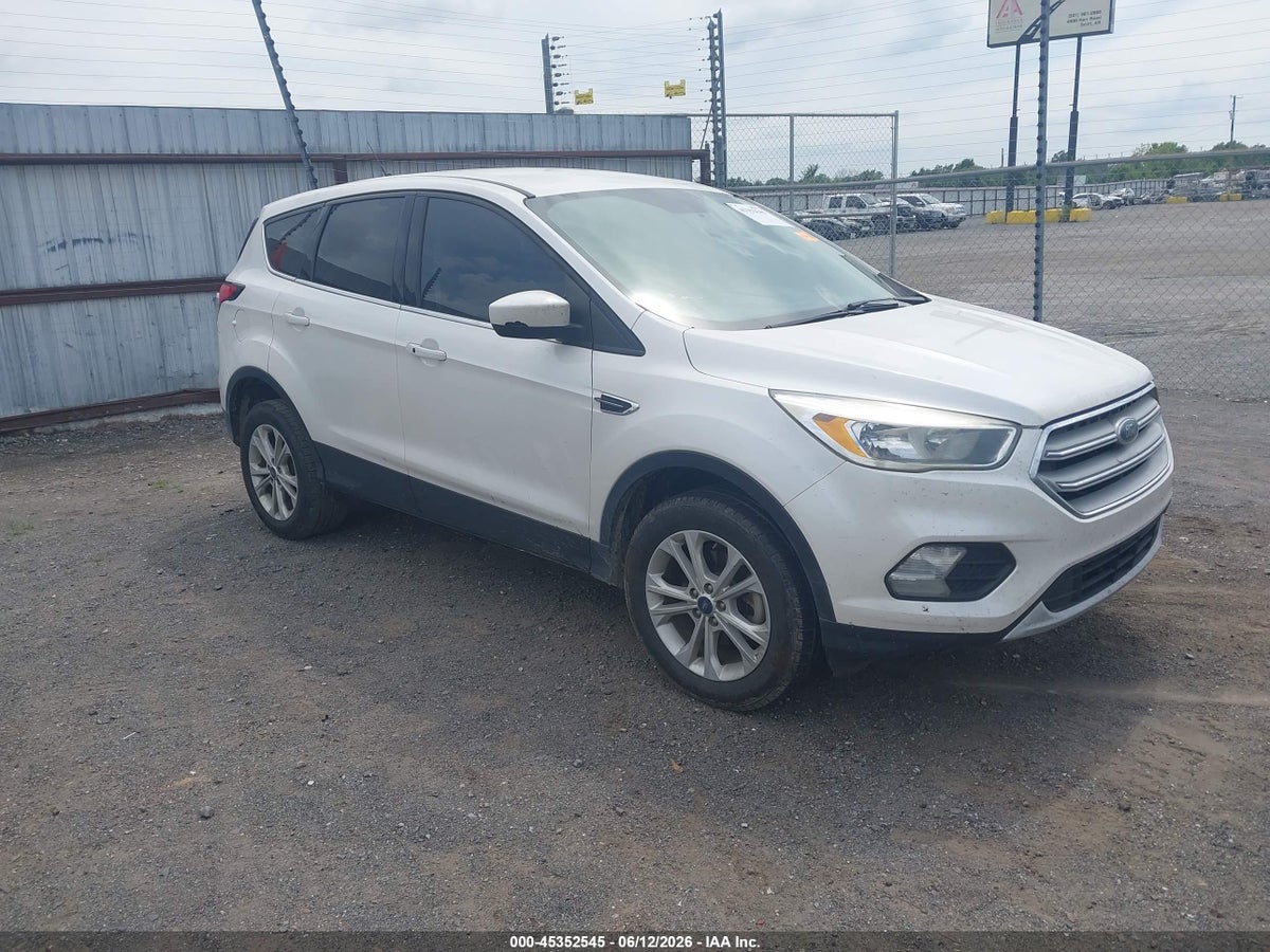 2019 FORD ESCAPE SE