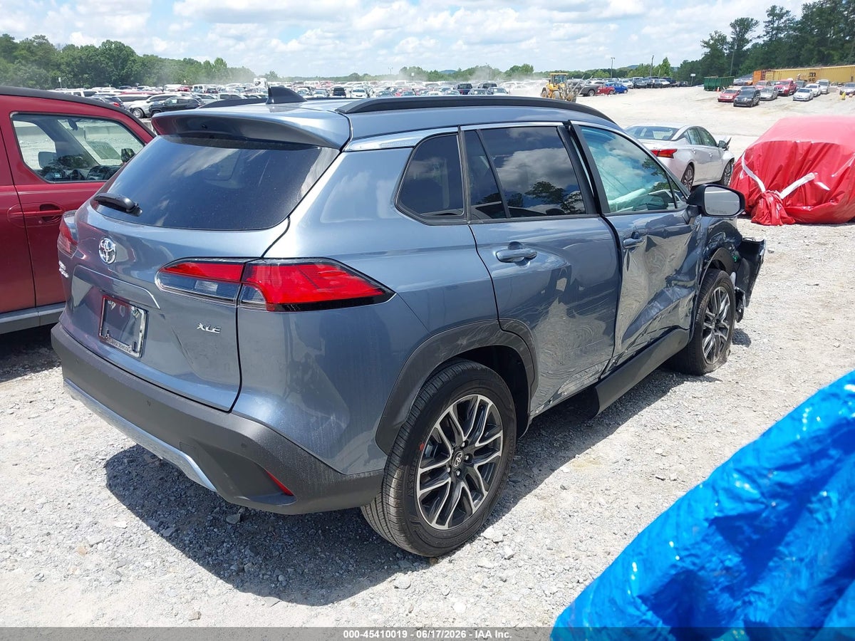 2026 TOYOTA COROLLA CROSS XLE — снимка 4