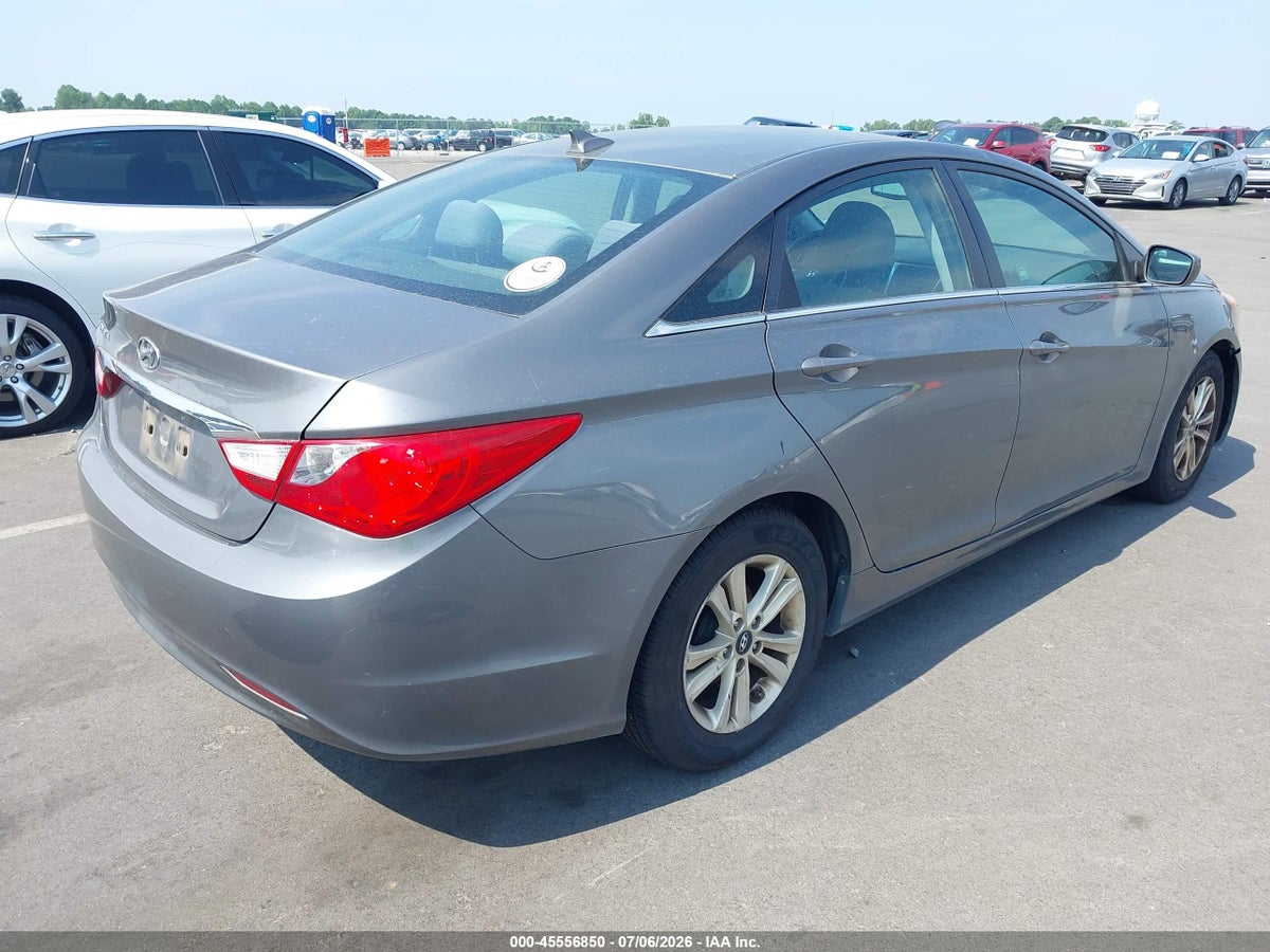 2013 HYUNDAI SONATA GLS — снимка 4