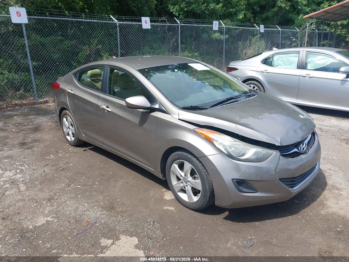 2013 HYUNDAI ELANTRA GLS