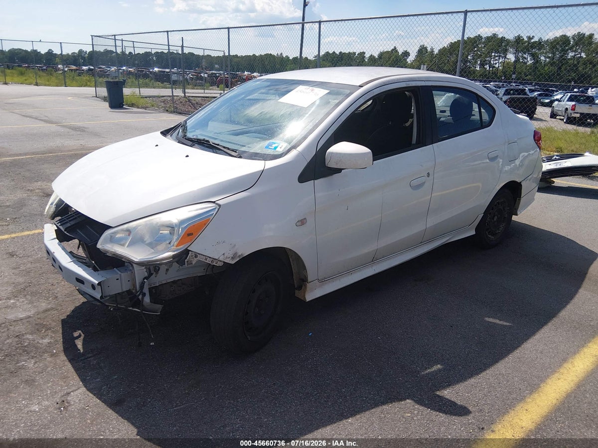 2017 MITSUBISHI MIRAGE G4 ES — снимка 2