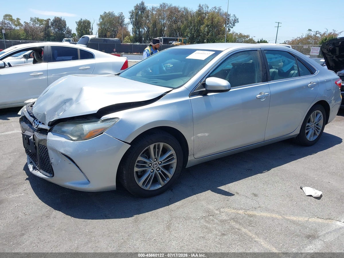 2016 TOYOTA CAMRY SE — снимка 2