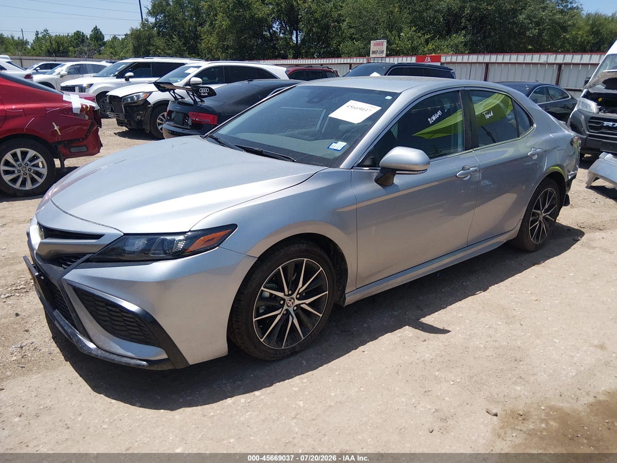 2024 TOYOTA CAMRY SE — снимка 2