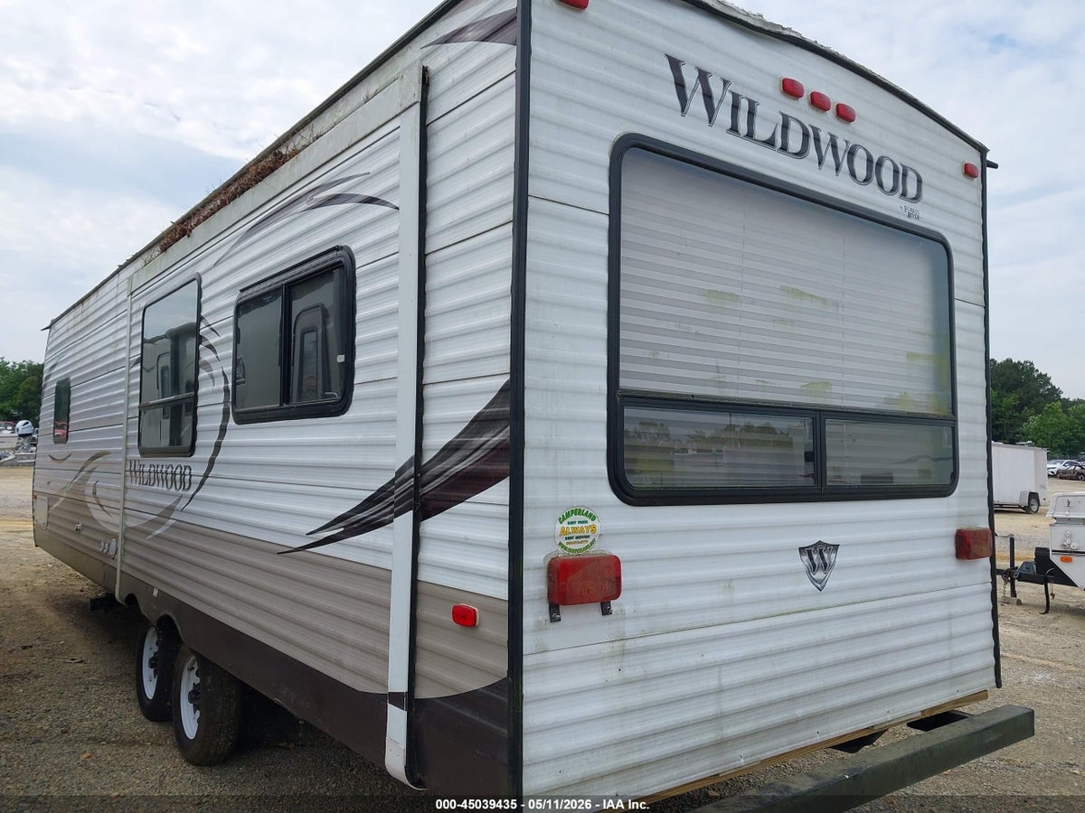 2015 WILDWOOD FOREST RIVER TRAVEL TRAILER — снимка 3