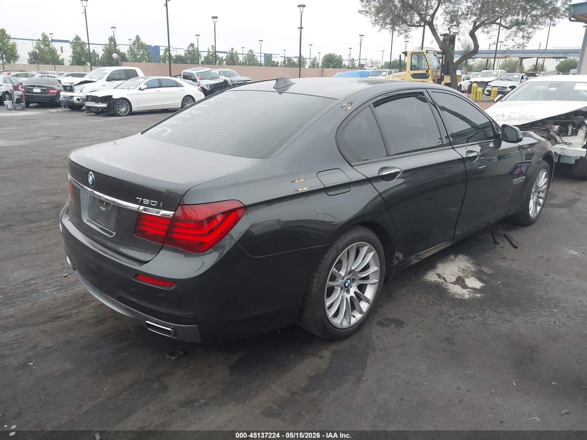 2015 BMW 750I — снимка 4