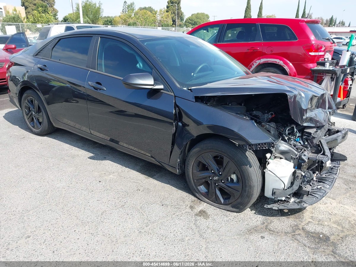 2023 HYUNDAI ELANTRA SEL