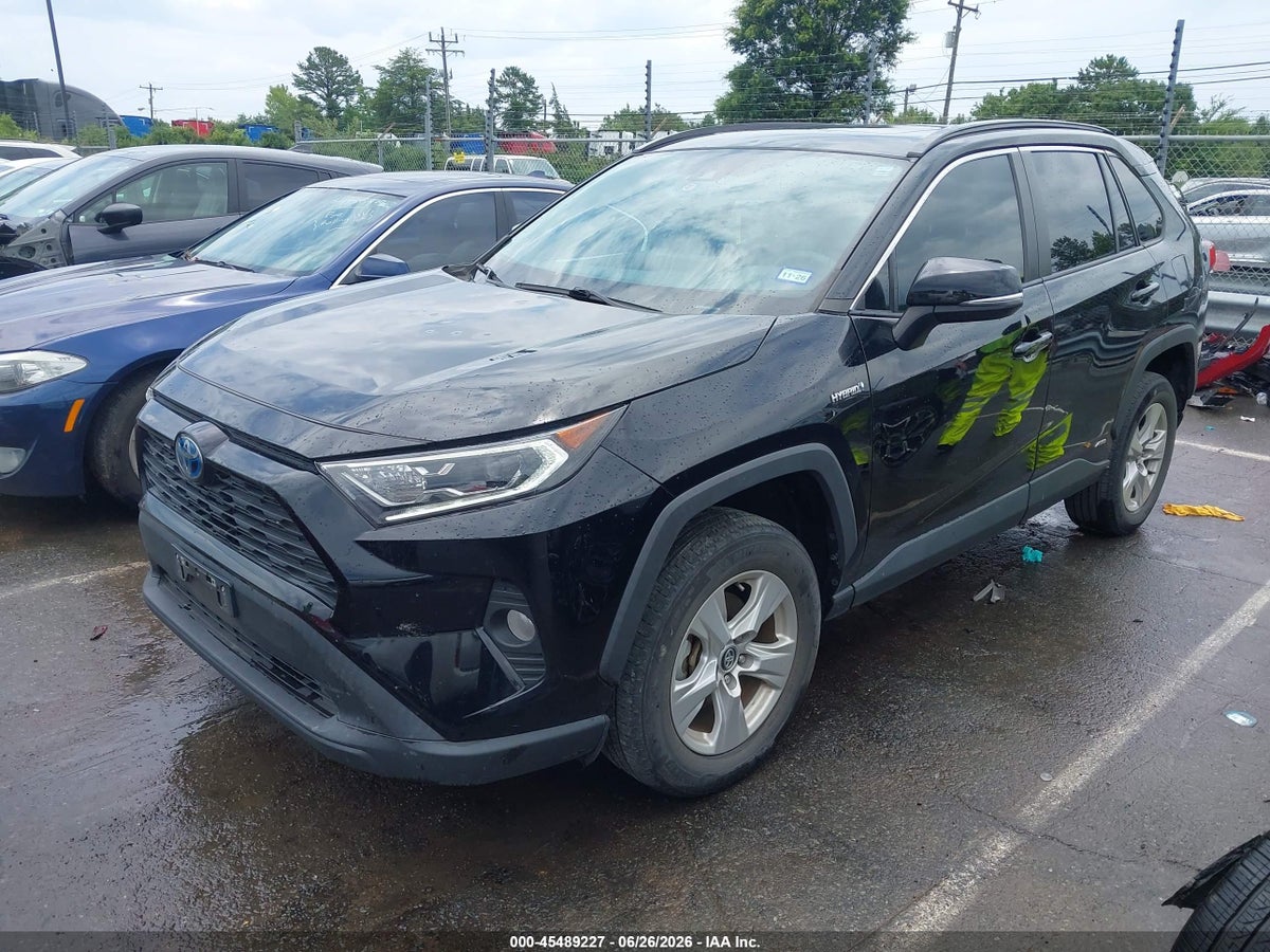 2021 TOYOTA RAV4 HYBRID XLE — снимка 2