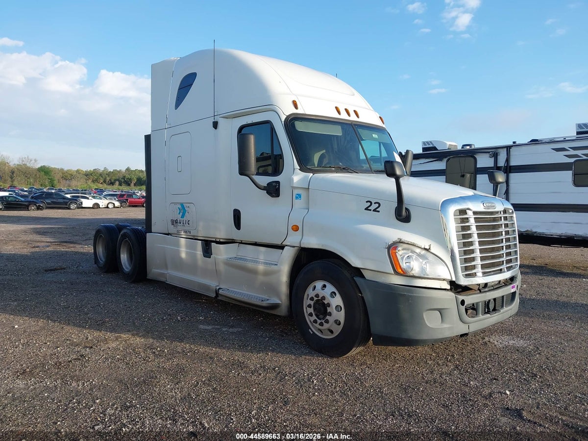 2013 FREIGHTLINER CASCADIA 125