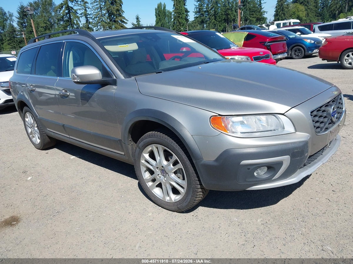 2016 VOLVO XC70 T5 PREMIER