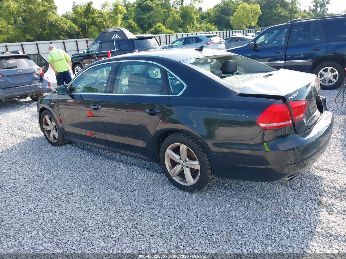 2013 VOLKSWAGEN PASSAT 2.5L SE — снимка 3