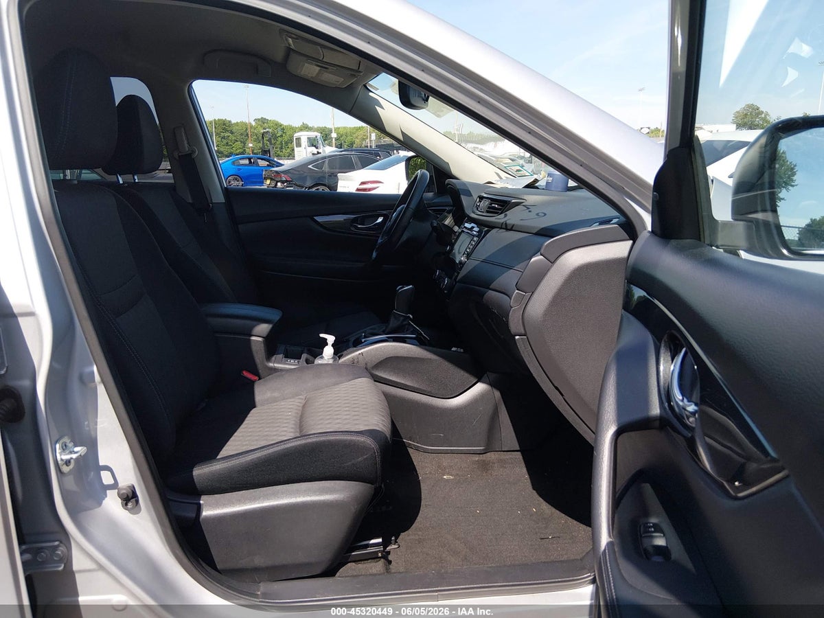 2017 NISSAN ROGUE SV — снимка 5