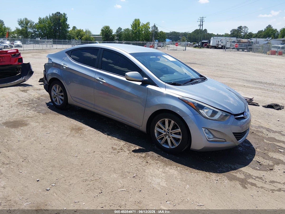 2015 HYUNDAI ELANTRA SE