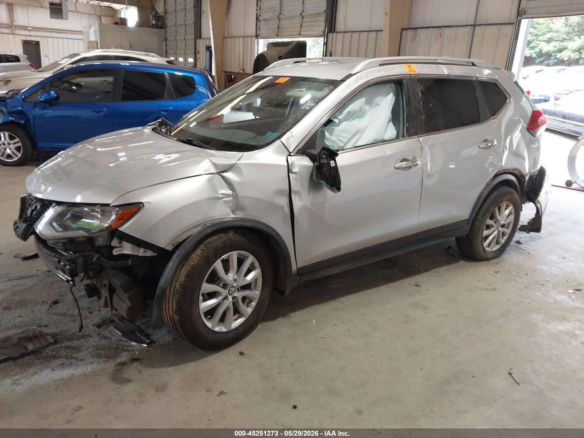 2017 NISSAN ROGUE SV — снимка 2