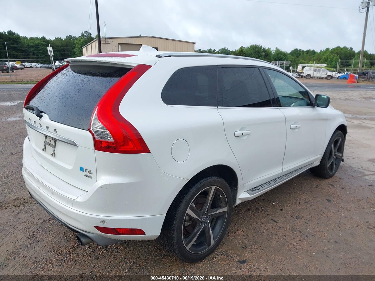 2015 VOLVO XC60 T6 R-DESIGN PLATINUM — снимка 4