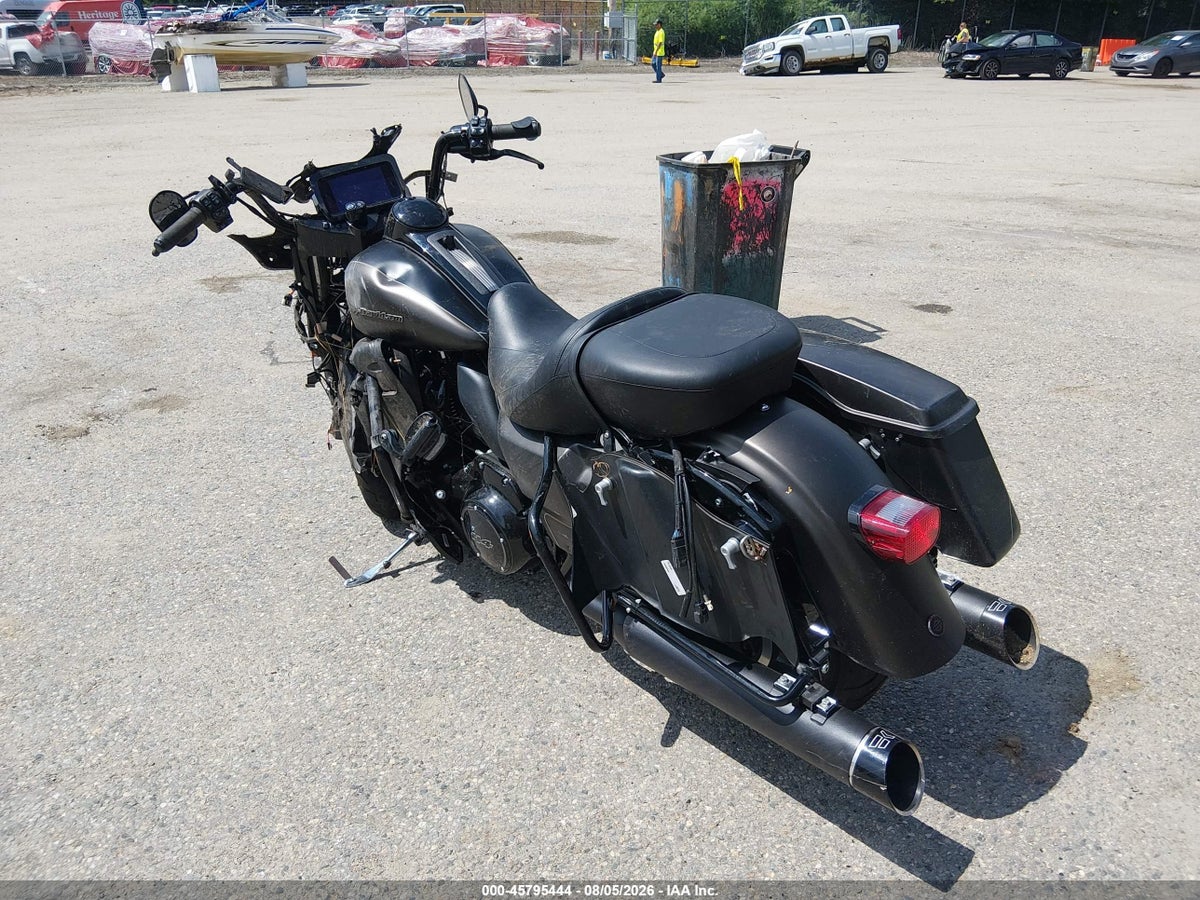 2021 HARLEY-DAVIDSON FLHTK — photo 3