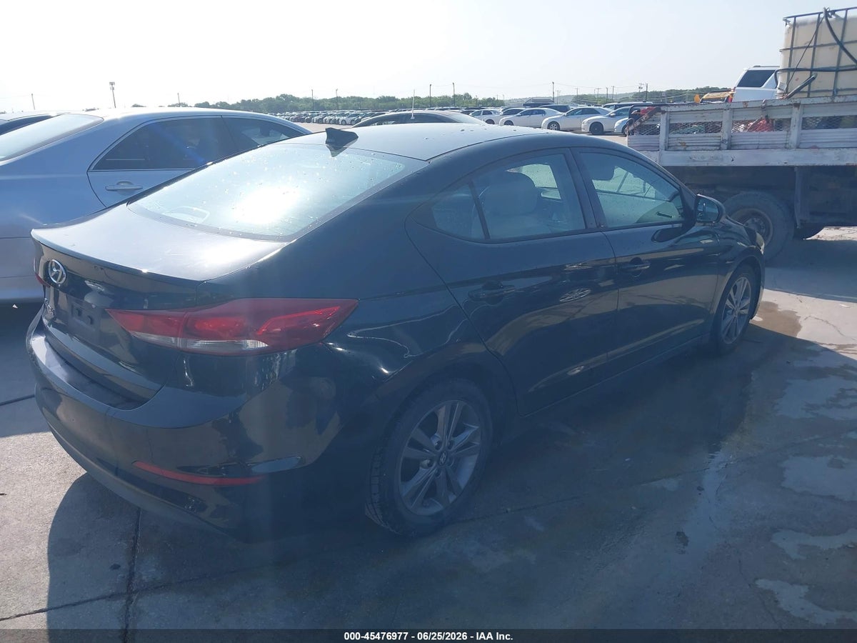 2017 HYUNDAI ELANTRA SE — снимка 4