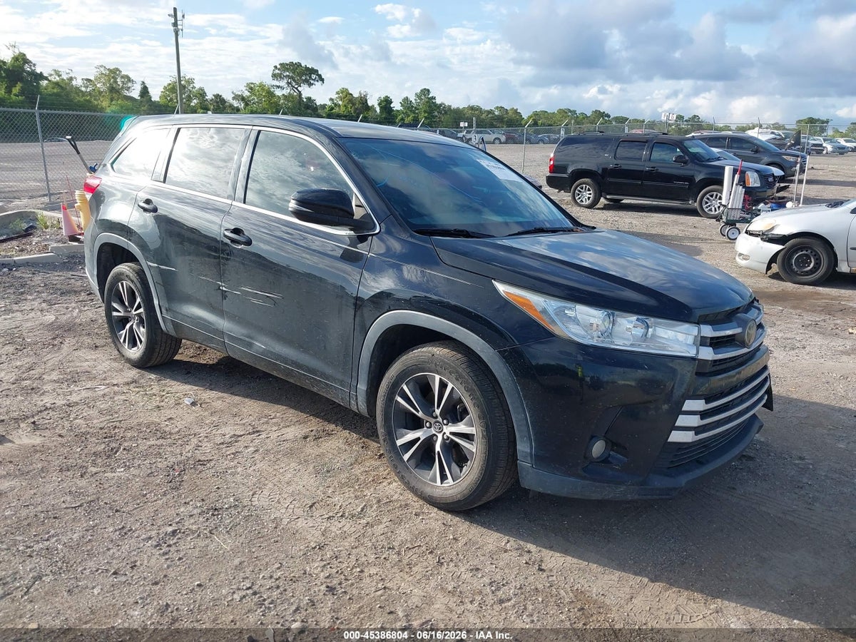 2018 TOYOTA HIGHLANDER LE PLUS