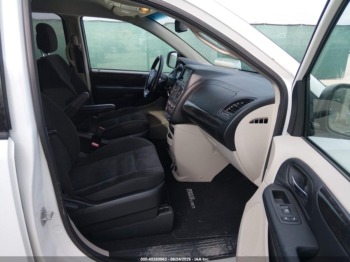 2017 DODGE GRAND CARAVAN SE — снимка 5