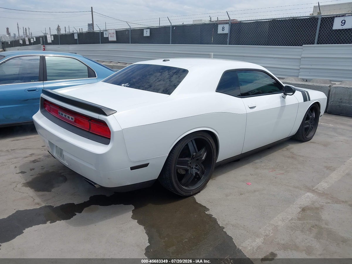 2011 DODGE CHALLENGER R/T — снимка 4