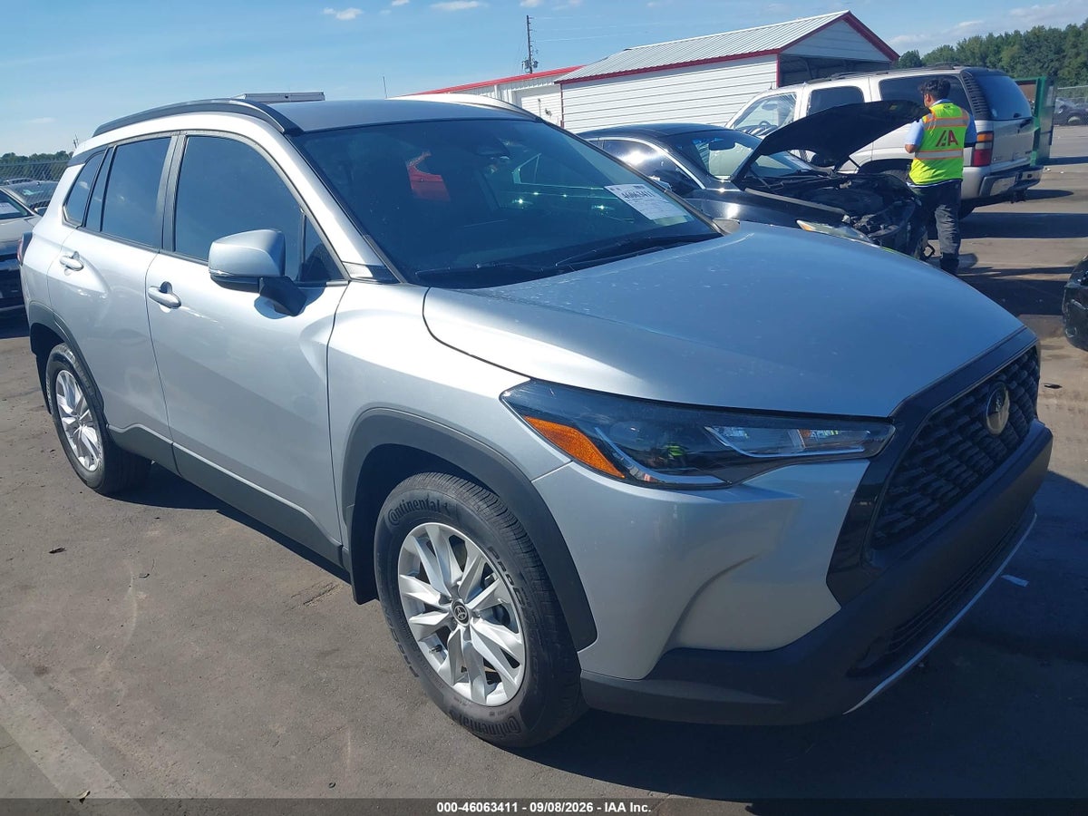 2024 TOYOTA COROLLA CROSS LE