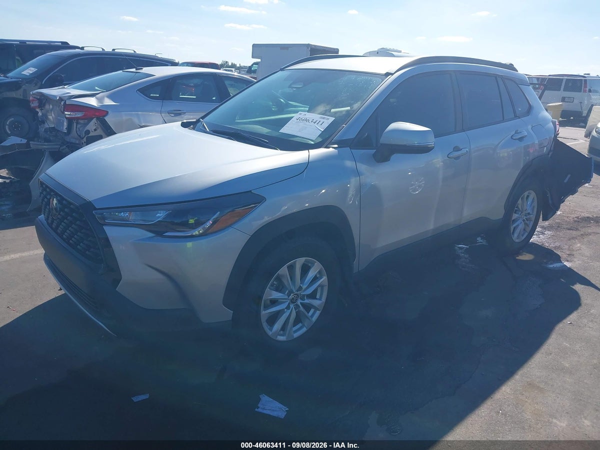2024 TOYOTA COROLLA CROSS LE — снимка 2
