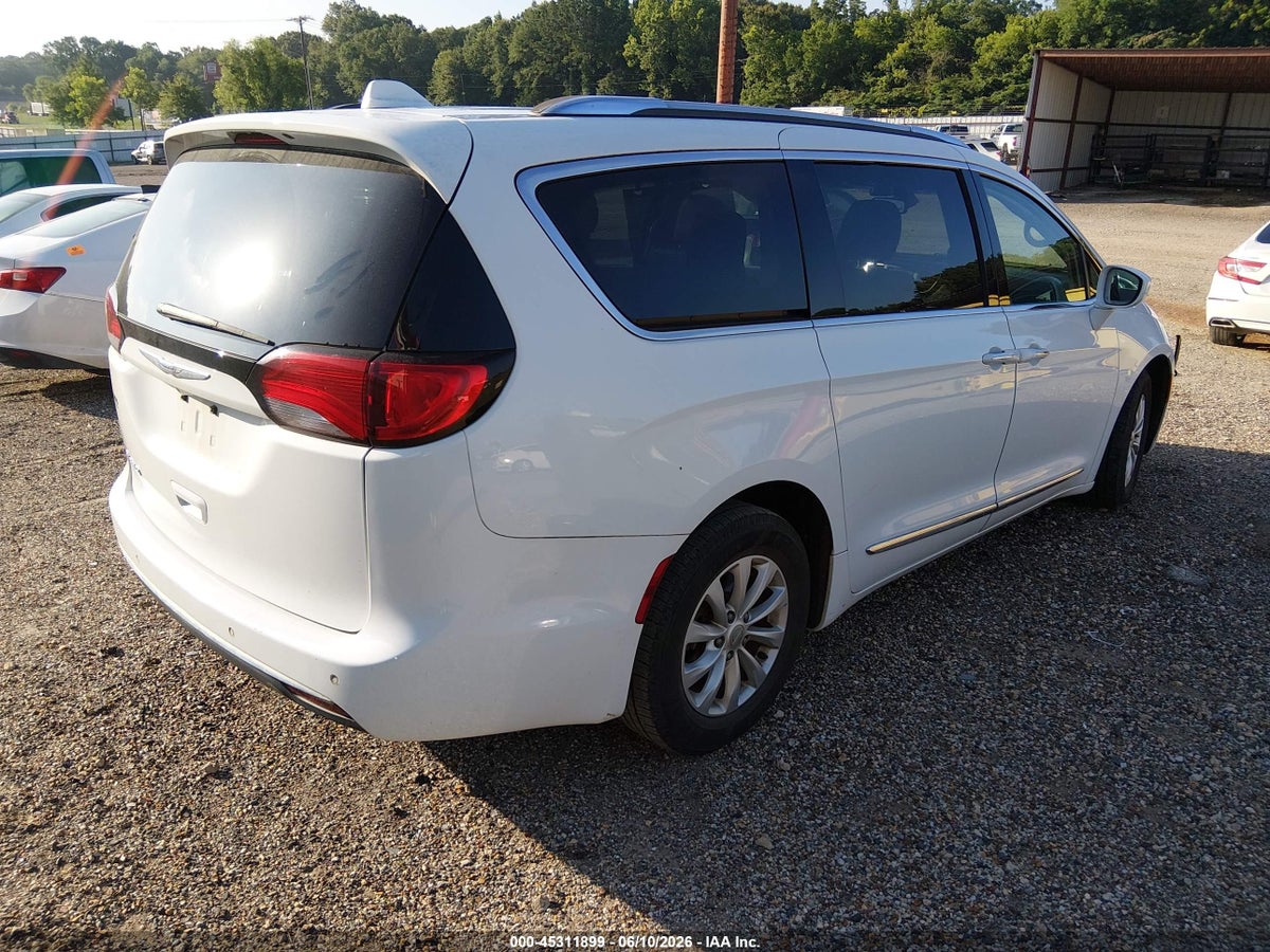 2019 CHRYSLER PACIFICA TOURING L — снимка 4