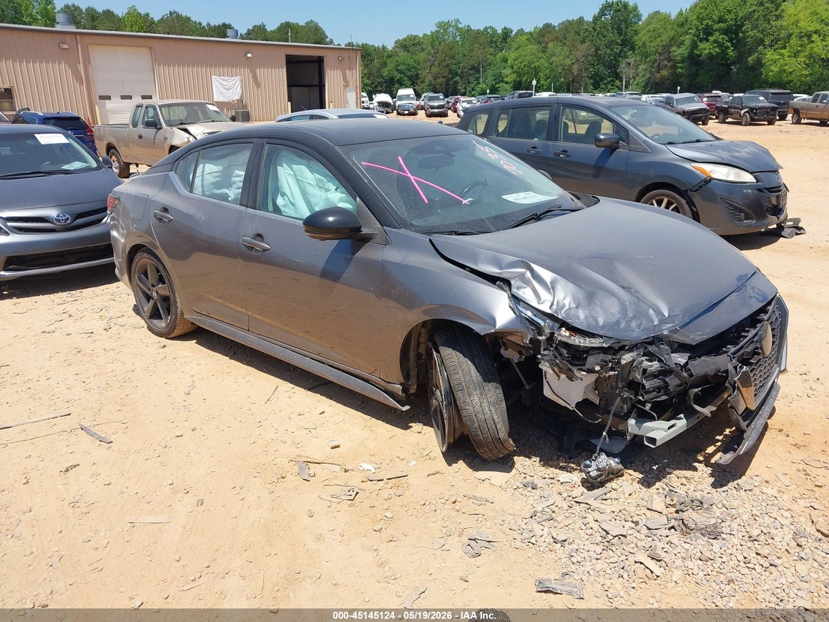 2022 NISSAN SENTRA SR XTRONIC CVT