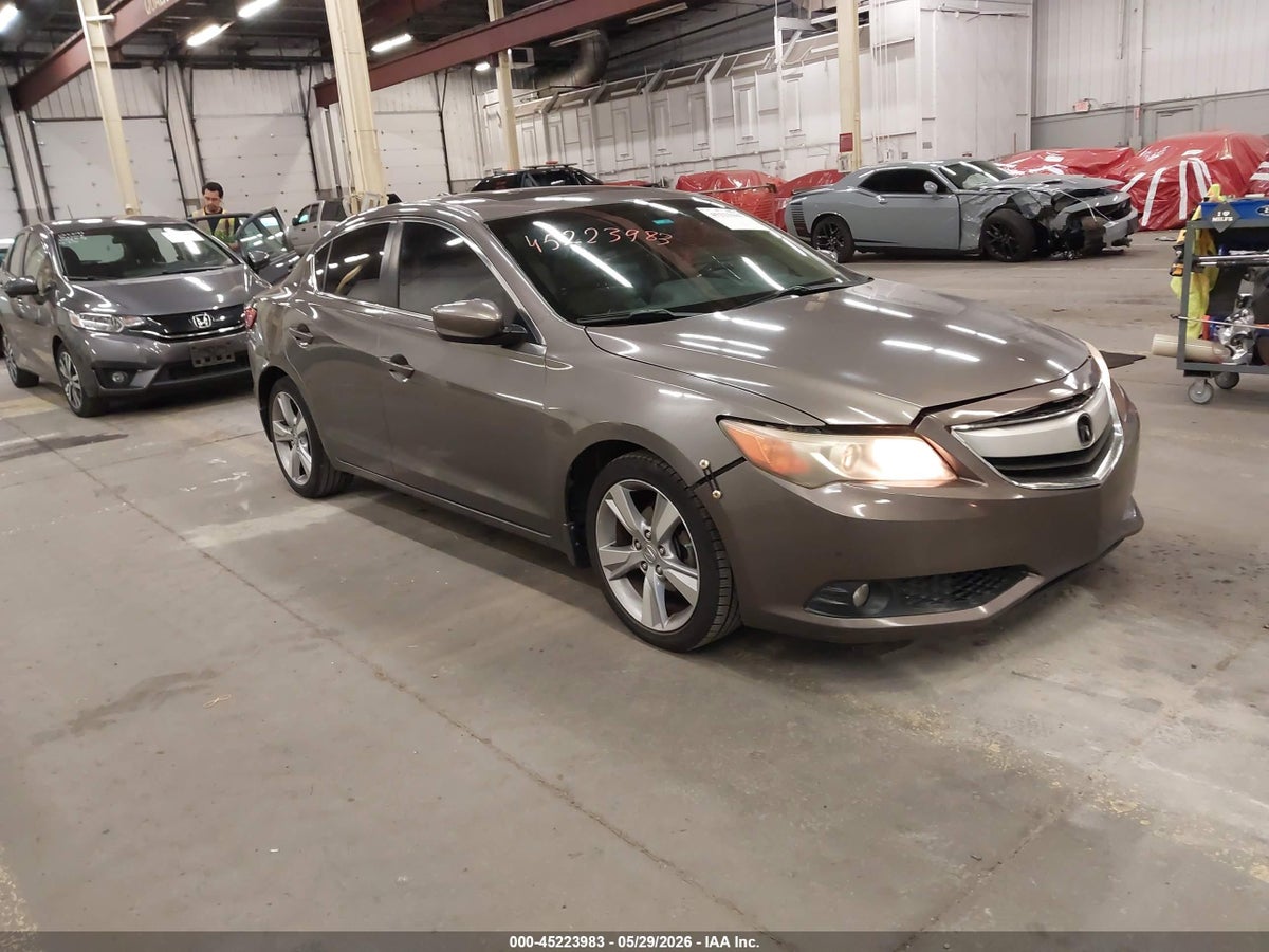 2013 ACURA ILX 2.0L