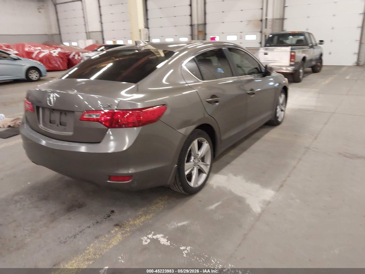 2013 ACURA ILX 2.0L — снимка 4