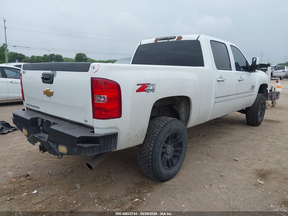 2013 CHEVROLET SILVERADO 2500HD LT — снимка 4