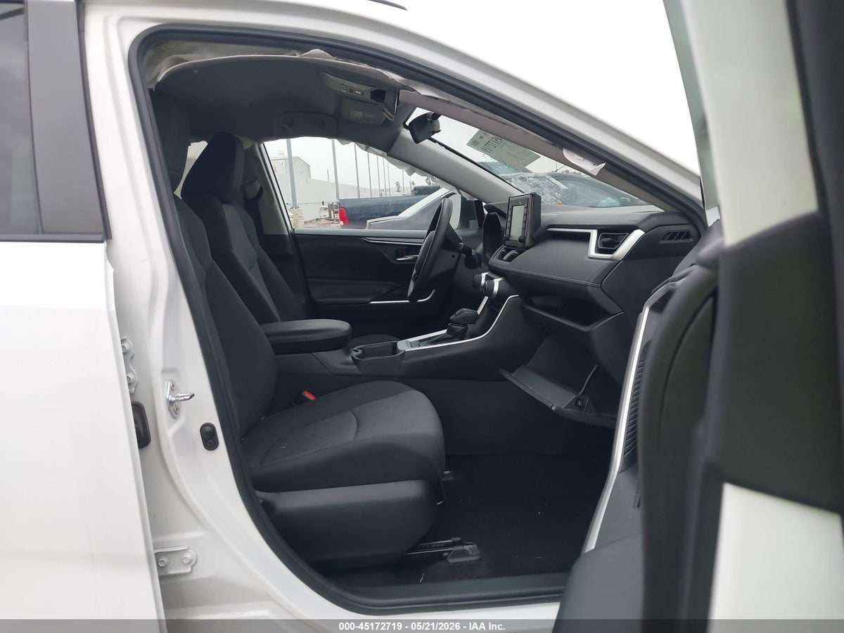 2020 TOYOTA RAV4 XLE — снимка 5