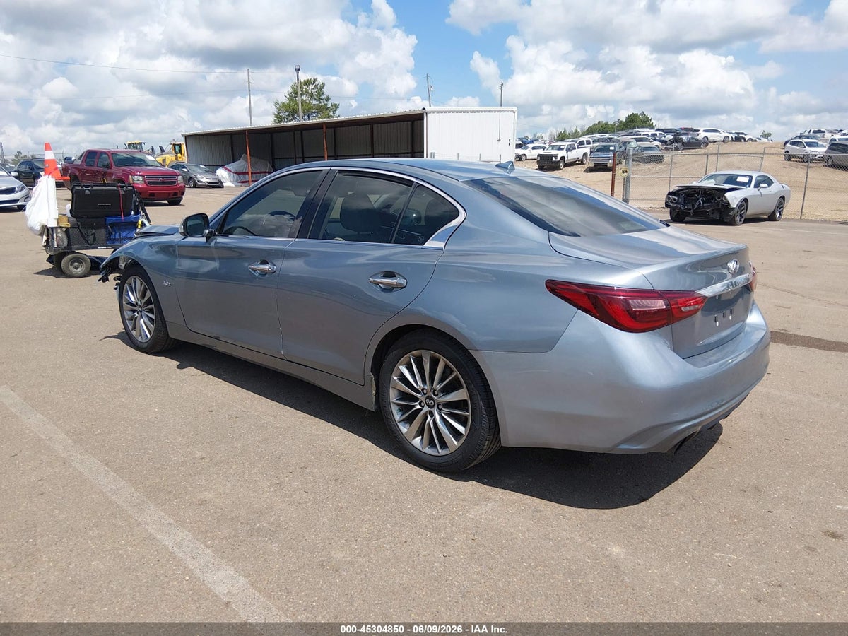 2018 INFINITI Q50 3.0T LUXE — снимка 3