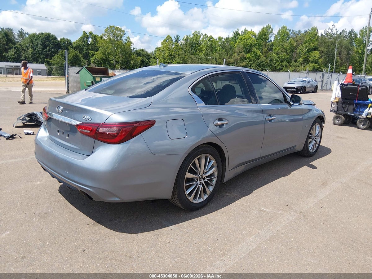 2018 INFINITI Q50 3.0T LUXE — снимка 4