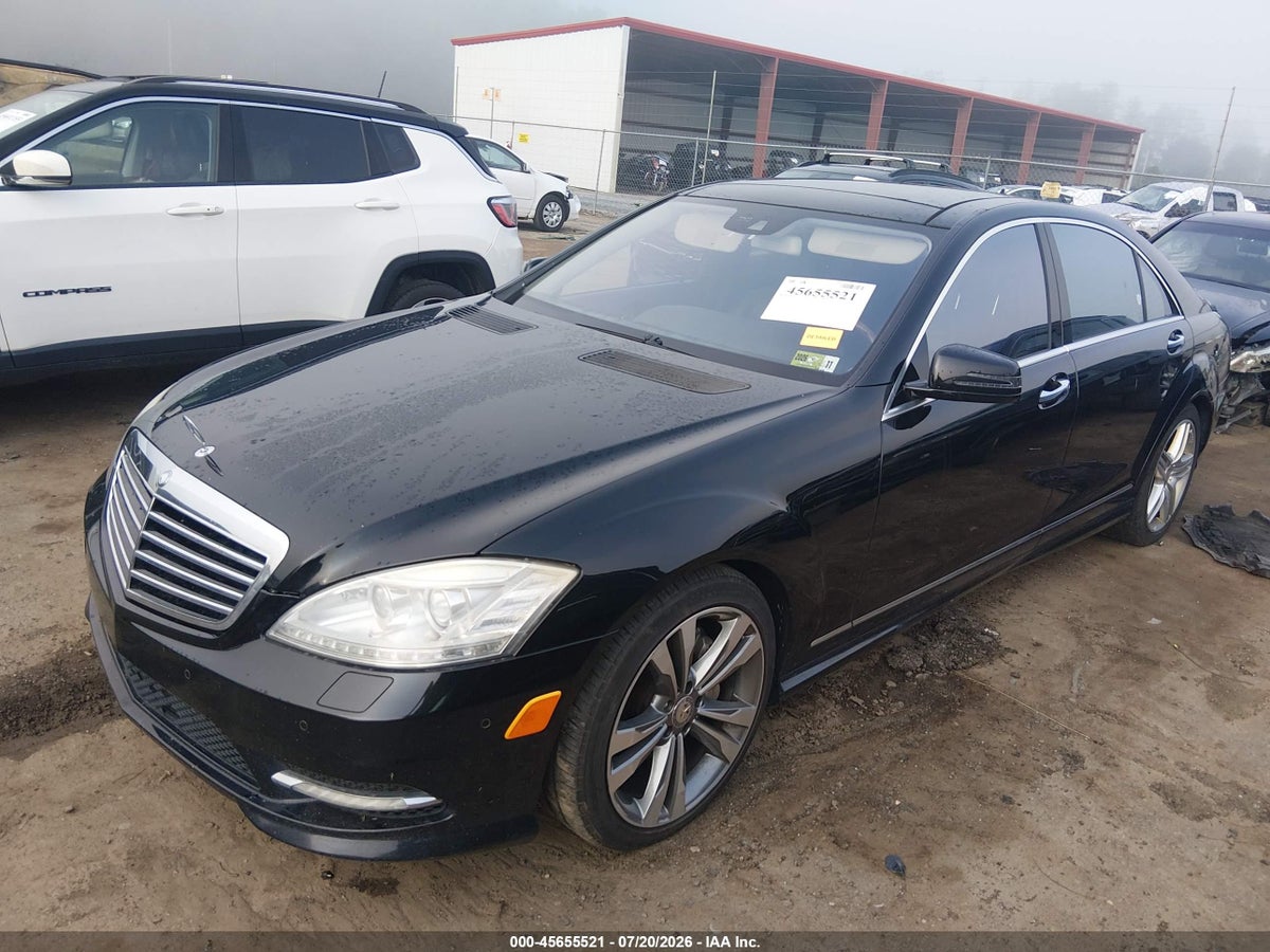 2013 MERCEDES-BENZ S 550 4MATIC — снимка 2