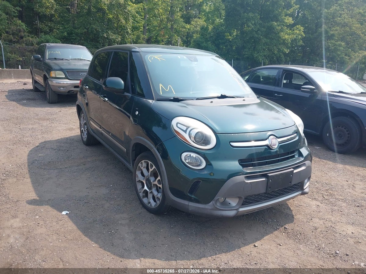 2015 FIAT 500L TREKKING