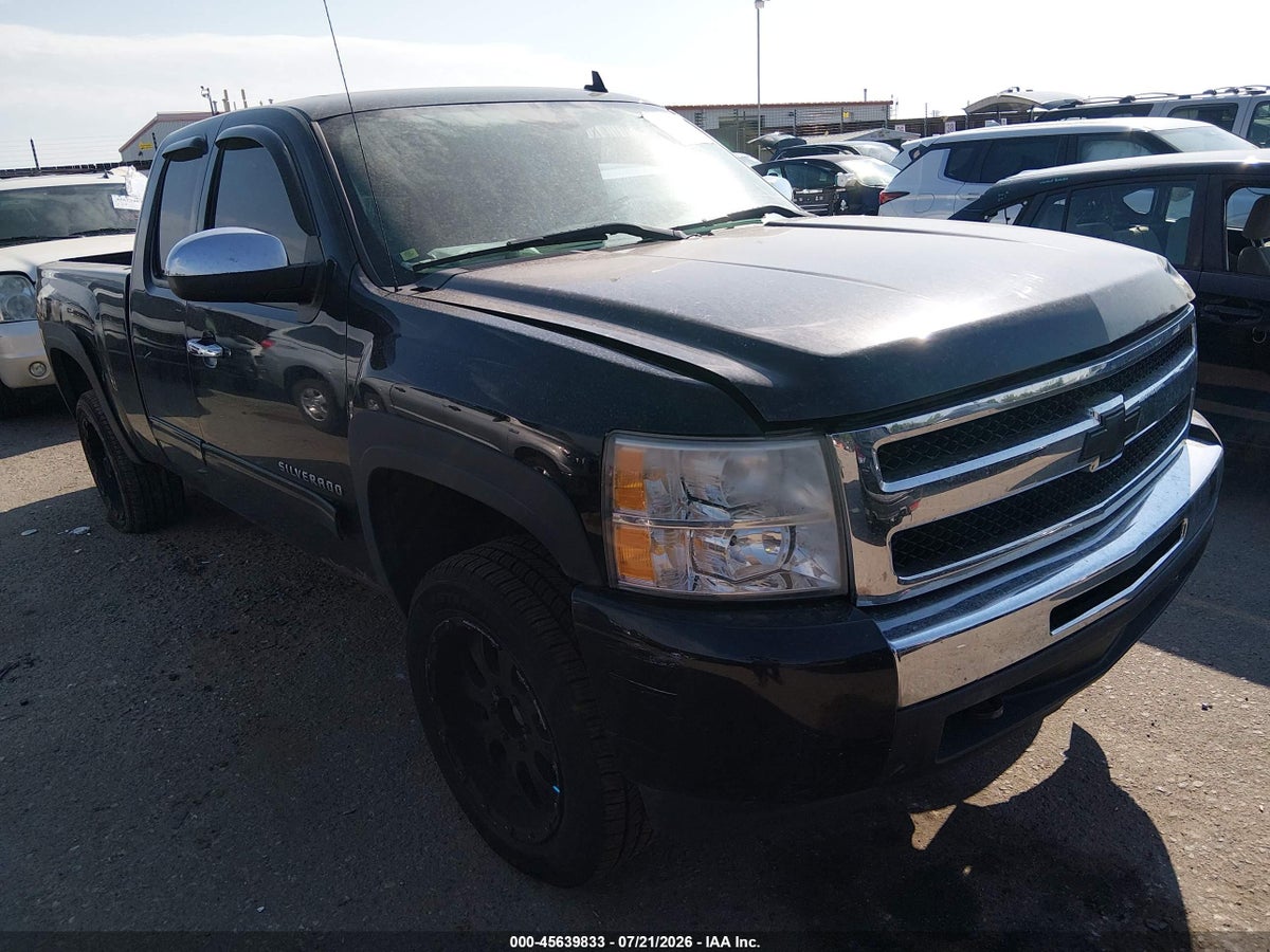 2011 CHEVROLET SILVERADO 1500 LS