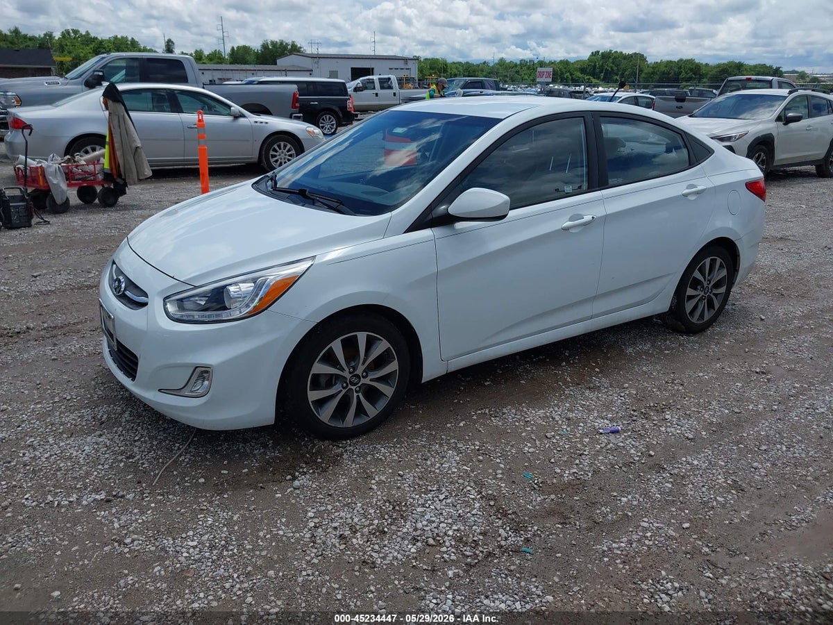 2016 HYUNDAI ACCENT SE — снимка 2