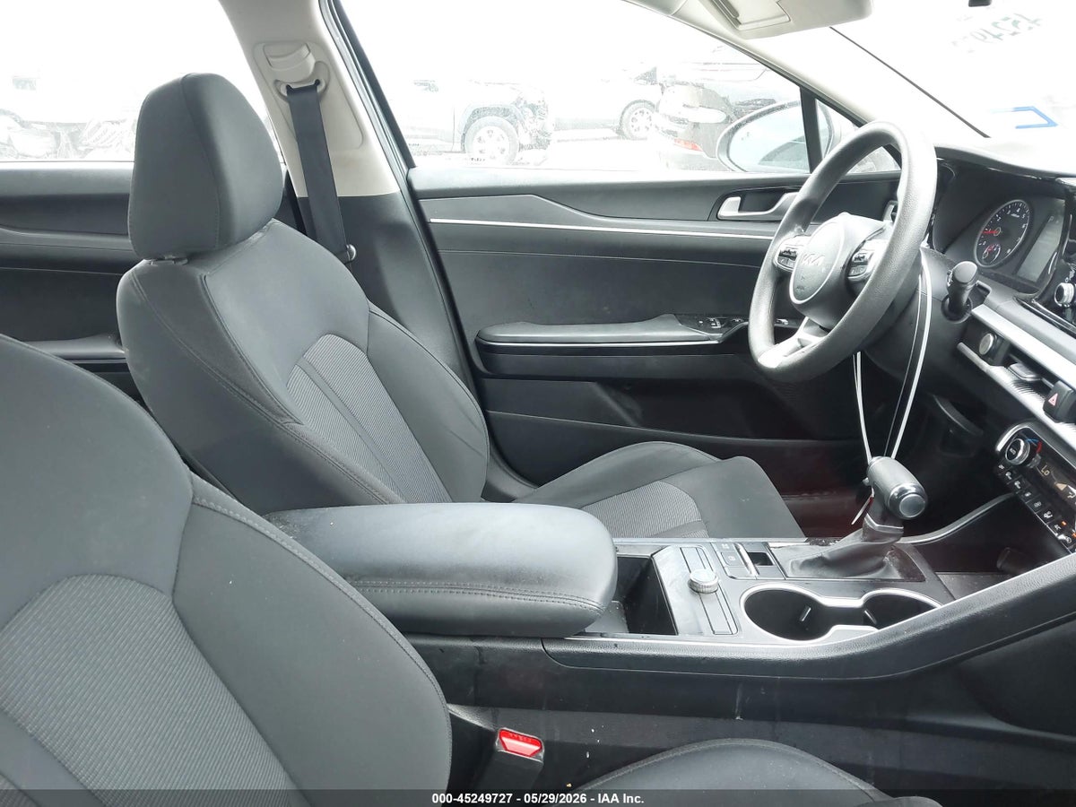 2023 KIA K5 LXS — снимка 5