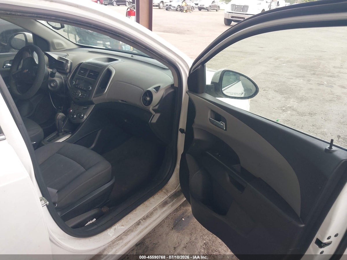 2015 CHEVROLET SONIC LT AUTO — снимка 5