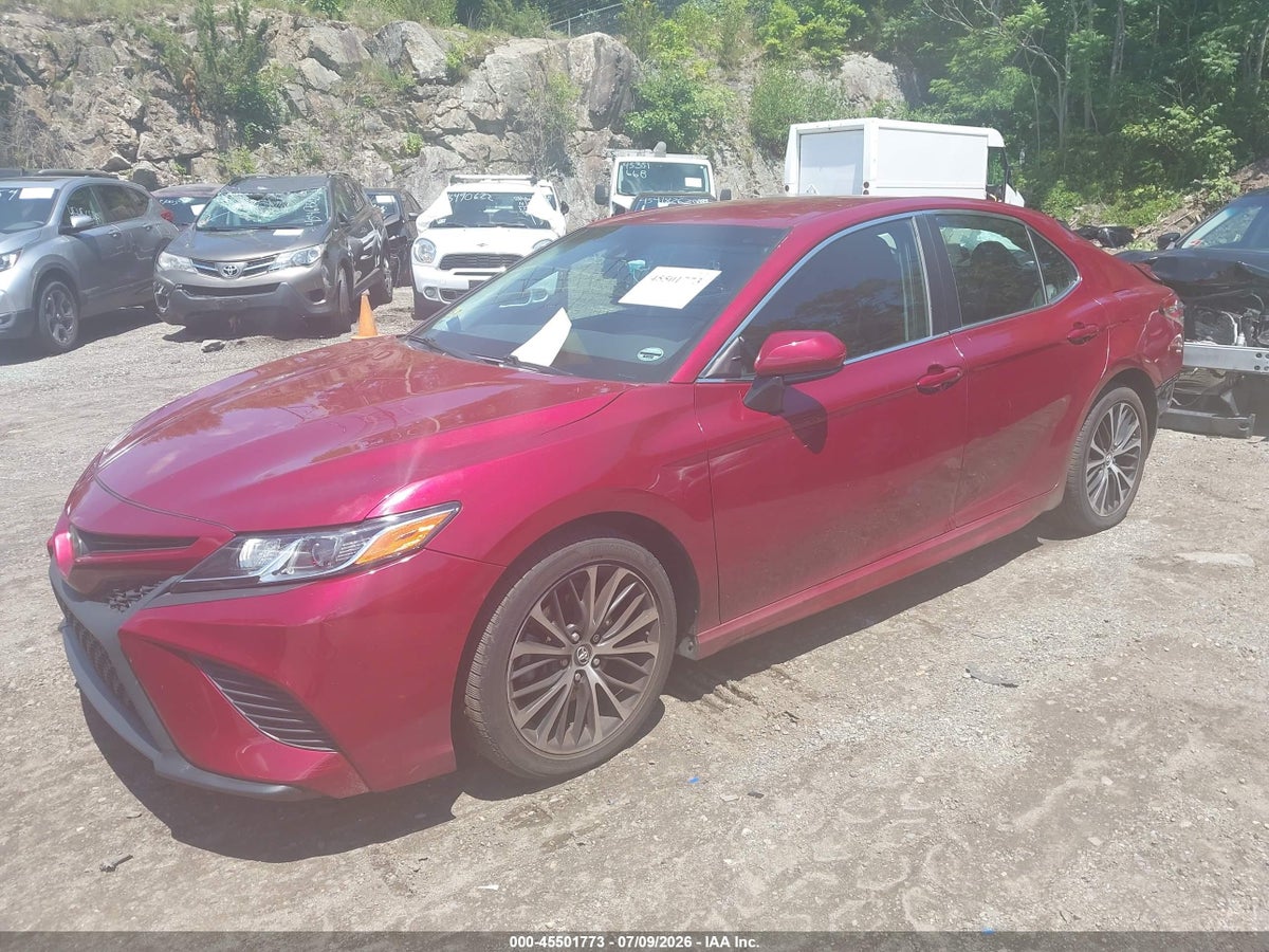2018 TOYOTA CAMRY SE — снимка 2
