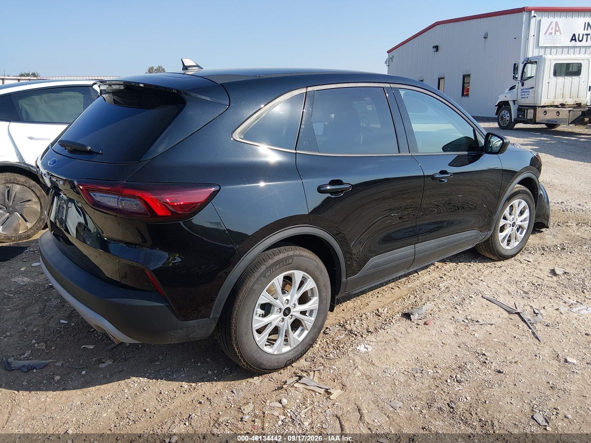2026 FORD ESCAPE ACTIVE — photo 4