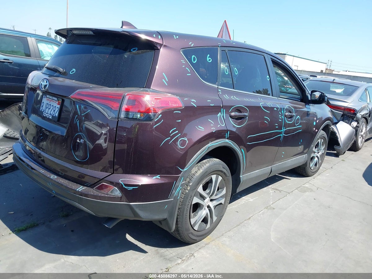 2018 TOYOTA RAV4 LE — снимка 4
